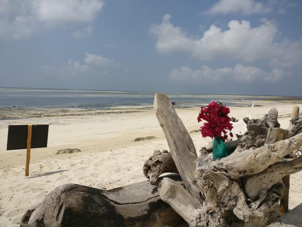 Malaika Beach Villas มาลินดี ภายนอก รูปภาพ