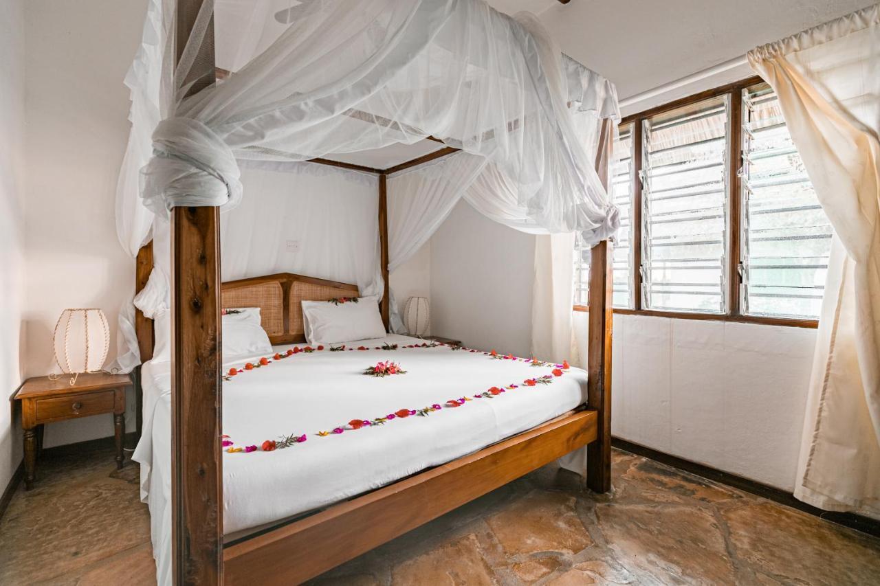 Malaika Beach Villas มาลินดี ภายนอก รูปภาพ